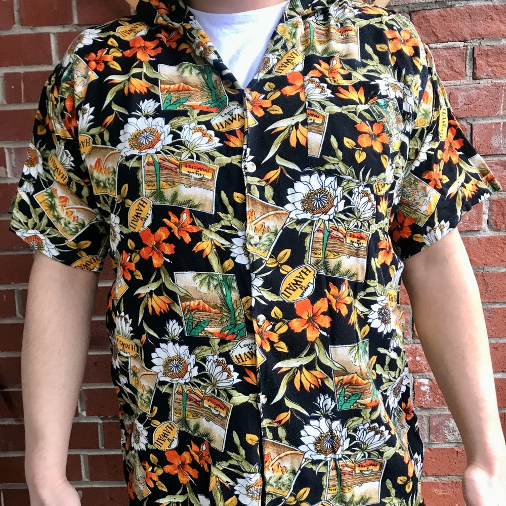 Vintage Men's Hawaiian Button Down Shirt